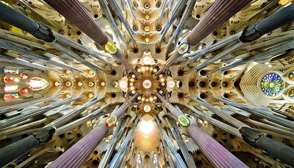 Interior of the Sagrada Familia: nave roof detail