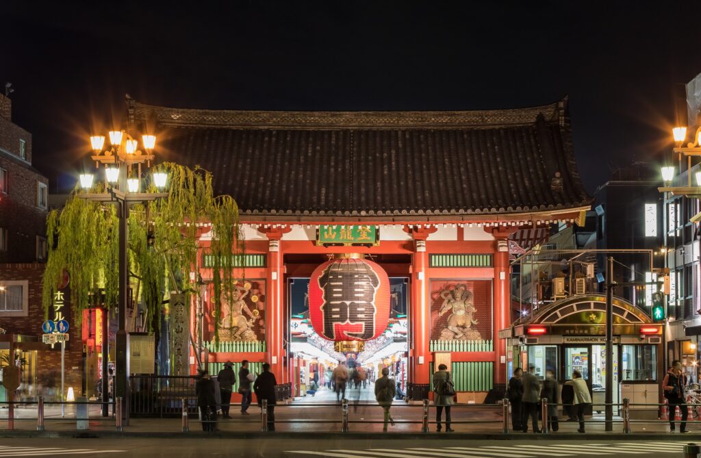 Kaminari-mon, Sensō-ji, Tokyo, 2016 (Kakidai, CC BY-SA 4.0)